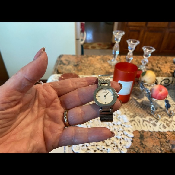 Retro signature C’s Coach Watch. - Picture 7 of 7